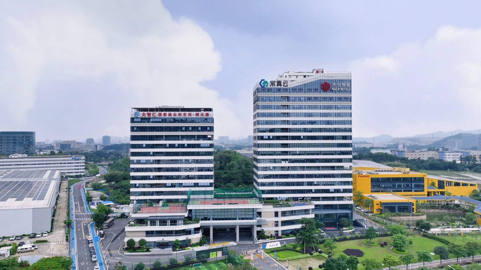 1720072812241 365英国上市大厦(晴天)